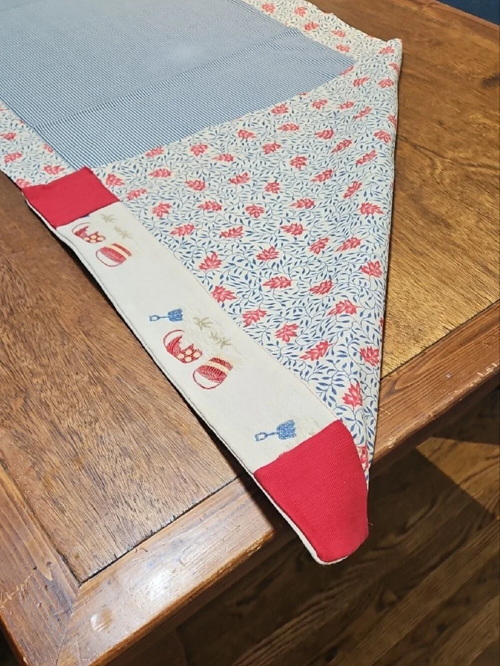 N/A cotton table